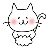 手を洗う白い猫