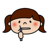 右の奥歯の側面を歯磨きする子供（女の子）