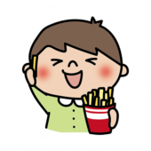 フライドポテトを食べる子供（男の子2）