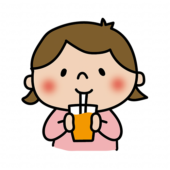 ストローでオレンジジュースを飲む子供（女の子1）