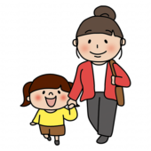 手を繋いで歩く娘とママ