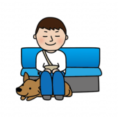 電車やバスで足の下に座る立ち耳の盲導犬