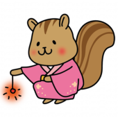 ピンクの浴衣を着て線香花火をするリス