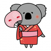 赤い浴衣を着てうちわを持っているコアラ