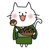 浴衣を着てたこ焼きを食べる白い猫