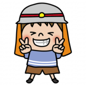 消防士の帽子を被る子供（男の子1）