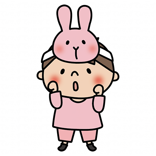お遊戯会でうさぎのお面を被った男の子
