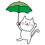 傘をさしている白い猫