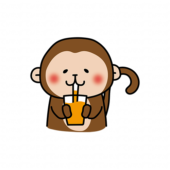 オレンジジュースを飲む猿