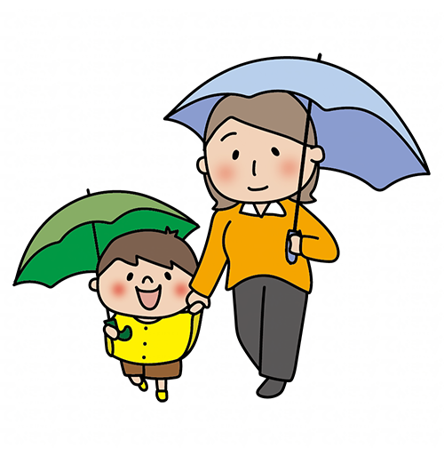傘をさして手を繋ぐママと息子