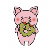 落ち葉のお面を持つぶた